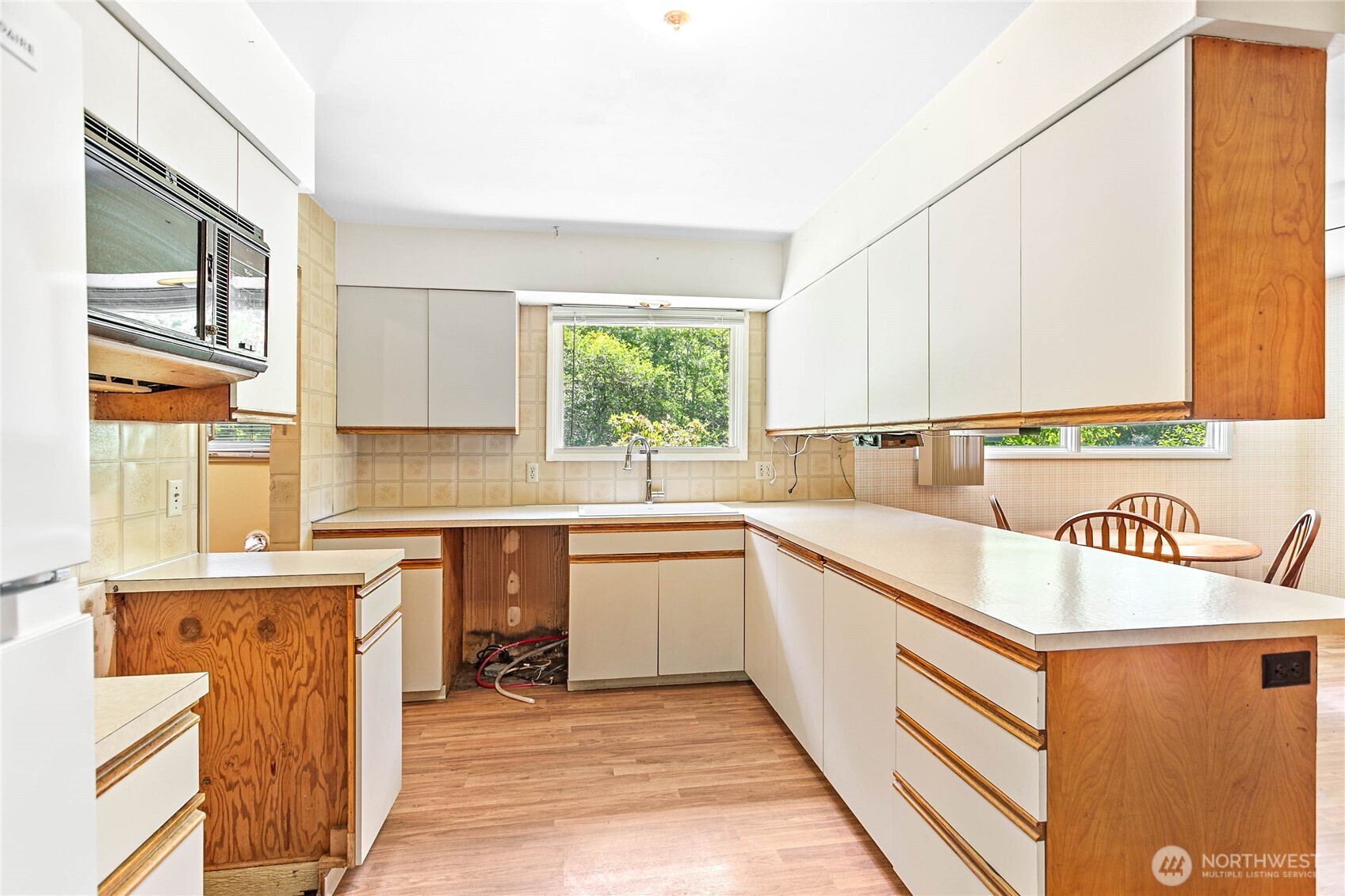 1204 Kelly Road Bellingham, WA 98226 - Photo 9 of 34 Gallery Image 9