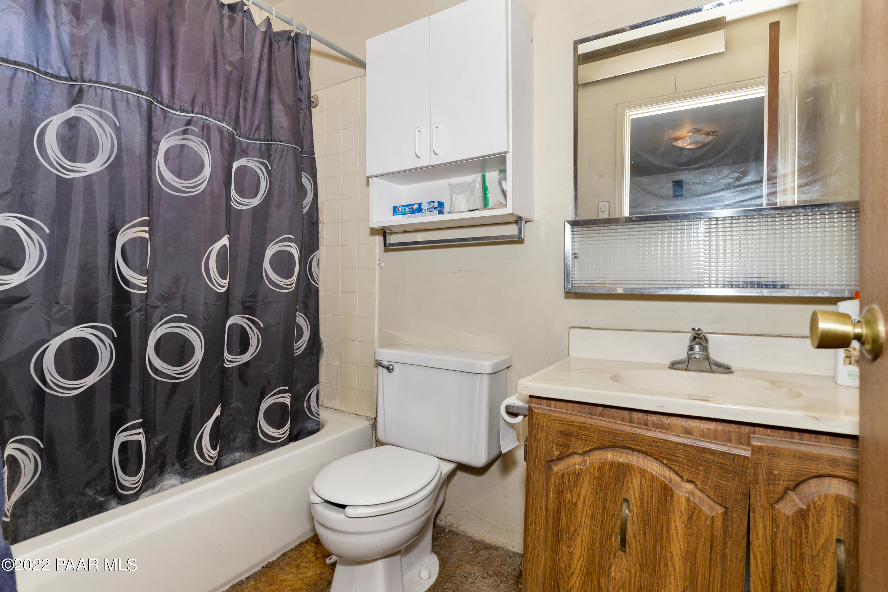 3201 North Robert Road Prescott Valley, AZ 86314 - Photo 10 of 16 Primary Bathroom