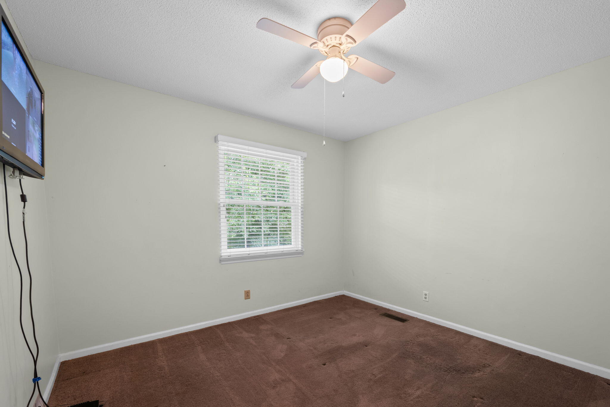 8979 Hensley Road Hixson, TN 37343 - Photo 10 of 32 10-web-or-mls-DSC_3909
