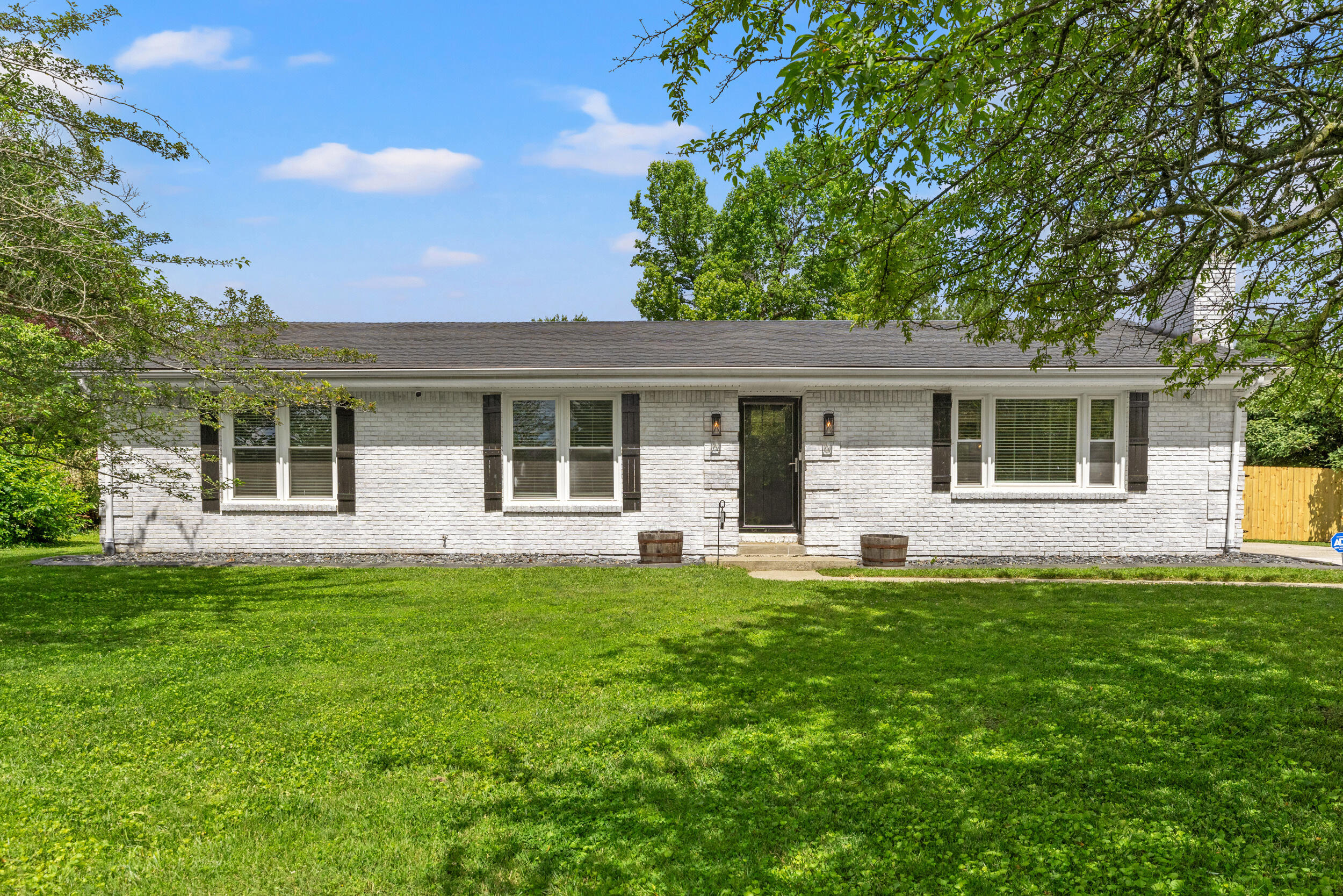 310 Foxtail Road Versailles, KY 40383 - Photo 1 of 35 1_img_5336