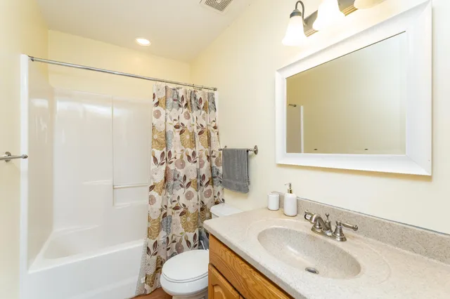 $305,000 | 406 7th Street Northwest, Dodge Center, MN 55927