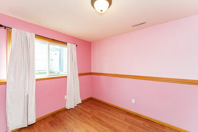 $305,000 | 406 7th Street Northwest, Dodge Center, MN 55927