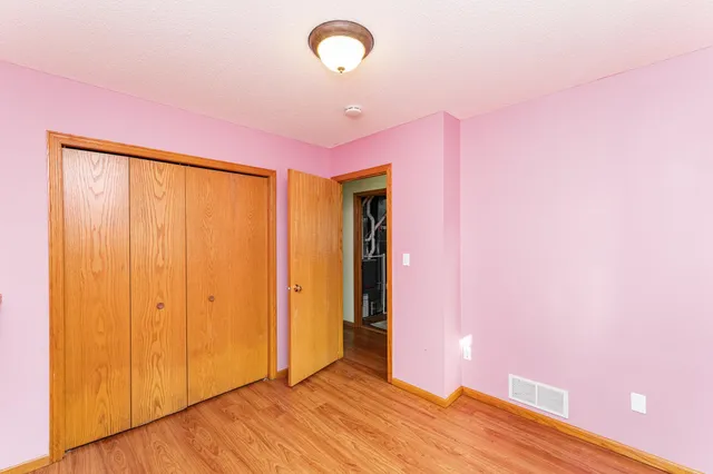 $305,000 | 406 7th Street Northwest, Dodge Center, MN 55927