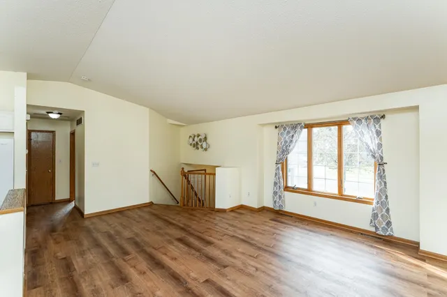 $305,000 | 406 7th Street Northwest, Dodge Center, MN 55927