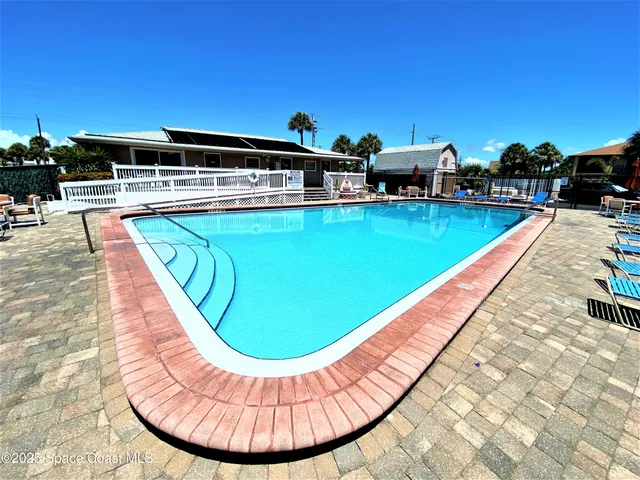 $1,800 | 3150 North Atlantic Avenue, Unit 17220, Cocoa Beach, FL 32931