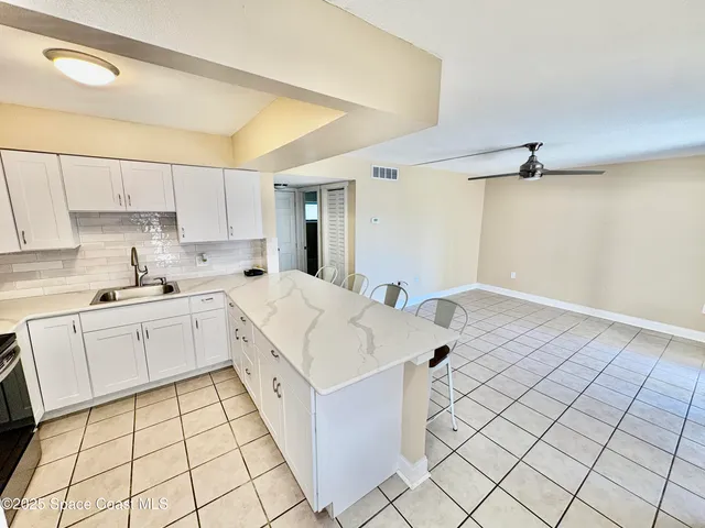 $1,800 | 3150 North Atlantic Avenue, Unit 17220, Cocoa Beach, FL 32931