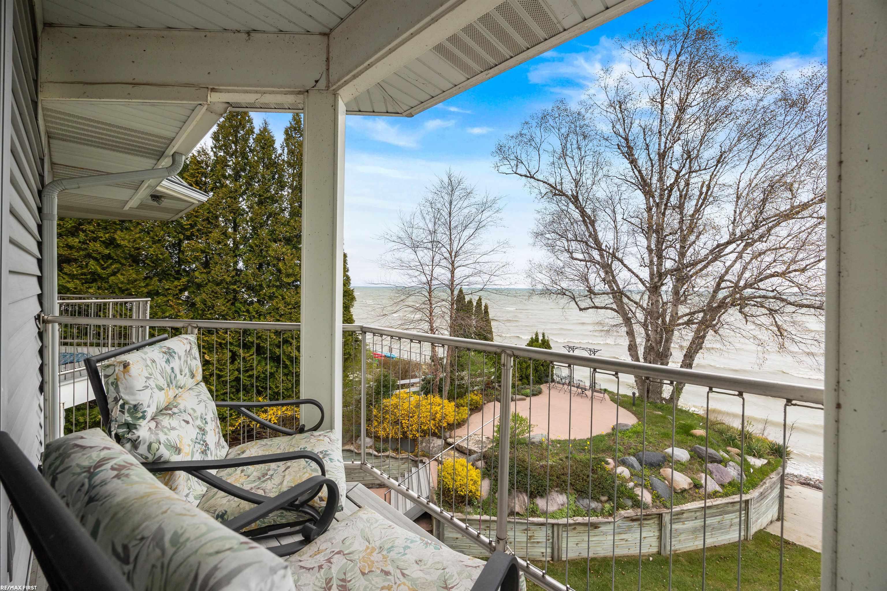 3864 Lakeshore Road Deckerville, MI 48427 - Photo 31 of 93