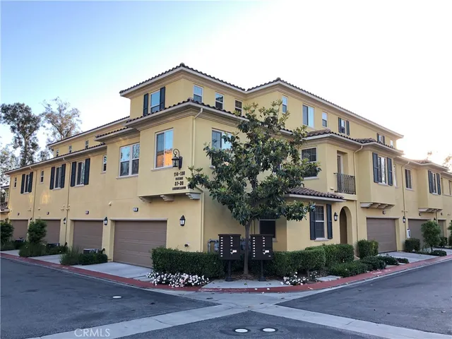 $4,200 | 122 Vintage, Unit 20, Irvine, CA 92620