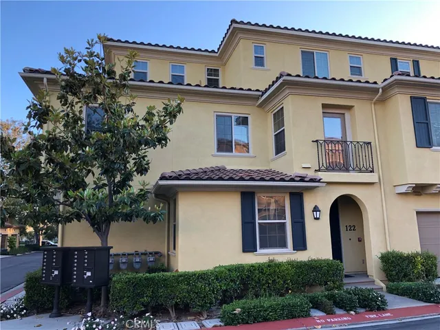 $4,200 | 122 Vintage, Unit 20, Irvine, CA 92620