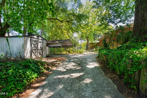 $575,000 | 2316 Bedford Avenue, Raleigh, NC 27607