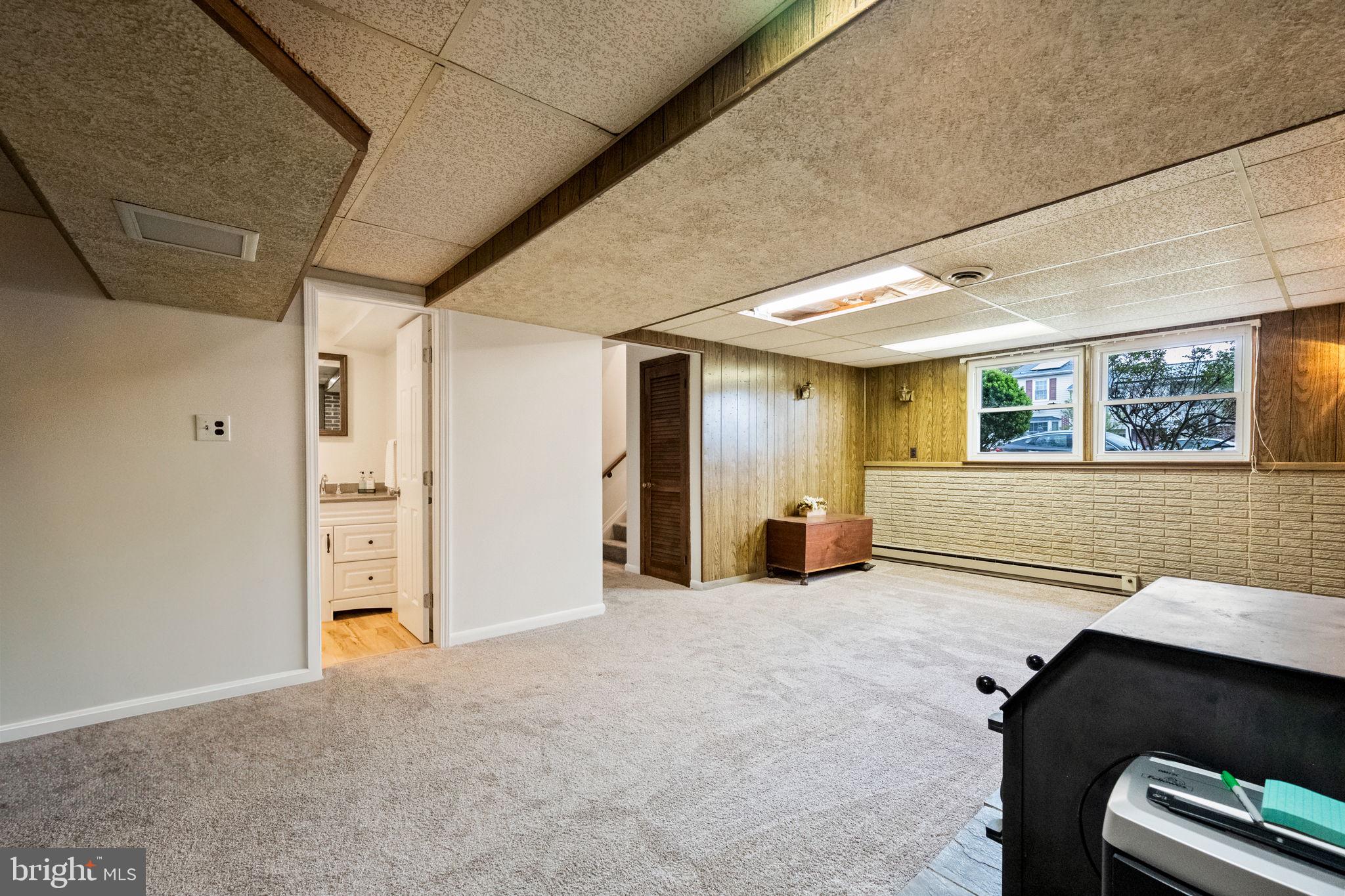 1306 East Beech Road Sterling, VA 20164 - Photo 20 of 33 Gallery Image 20