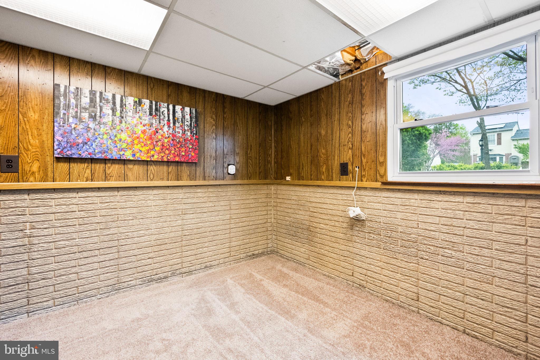 1306 East Beech Road Sterling, VA 20164 - Photo 23 of 33 Gallery Image 23