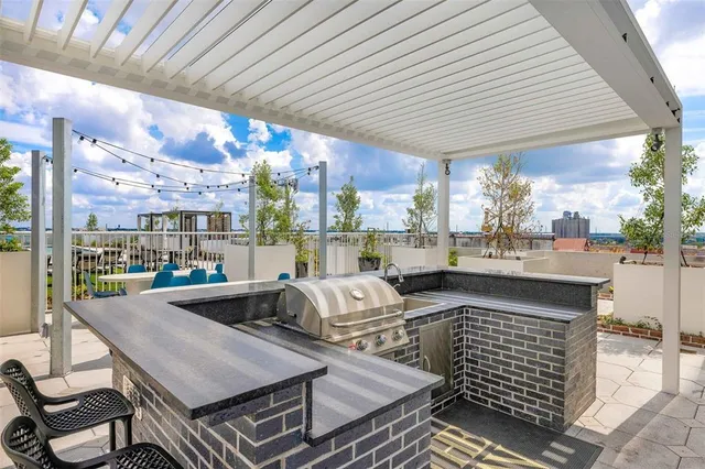 $3,883 | 601 North 12th Street, Unit B4, Tampa, FL 33602