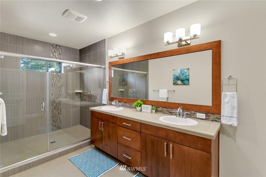5106 Northeast 11th Place Renton, WA 98059 - Photo 17 of 27 Gallery Image 17