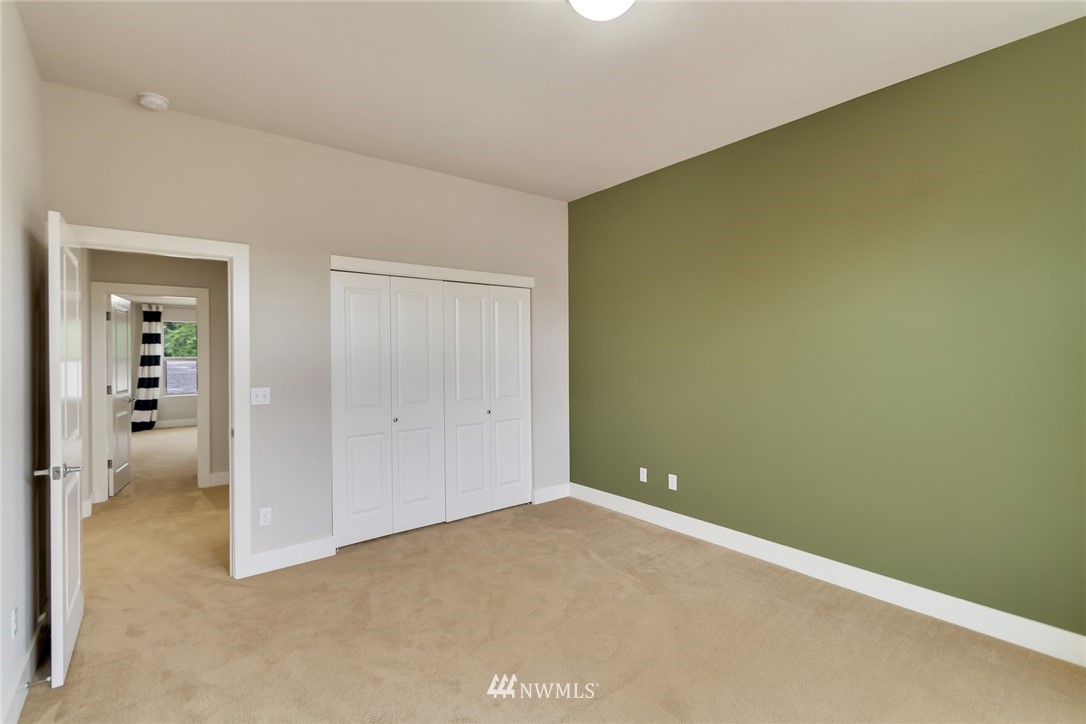 5106 Northeast 11th Place Renton, WA 98059 - Photo 18 of 27 Gallery Image 18