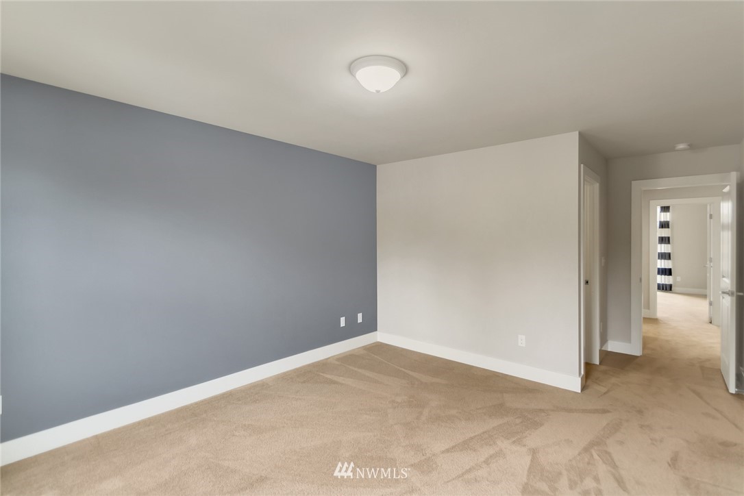 5106 Northeast 11th Place Renton, WA 98059 - Photo 21 of 27 Gallery Image 21
