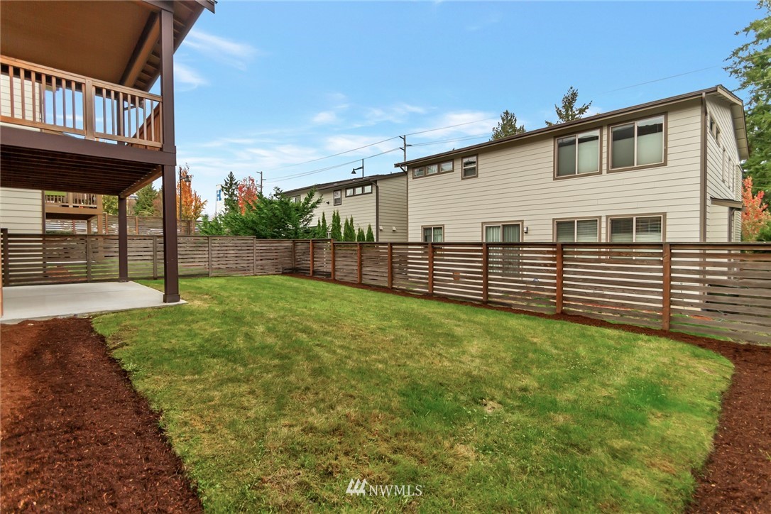5106 Northeast 11th Place Renton, WA 98059 - Photo 26 of 27 Gallery Image 26
