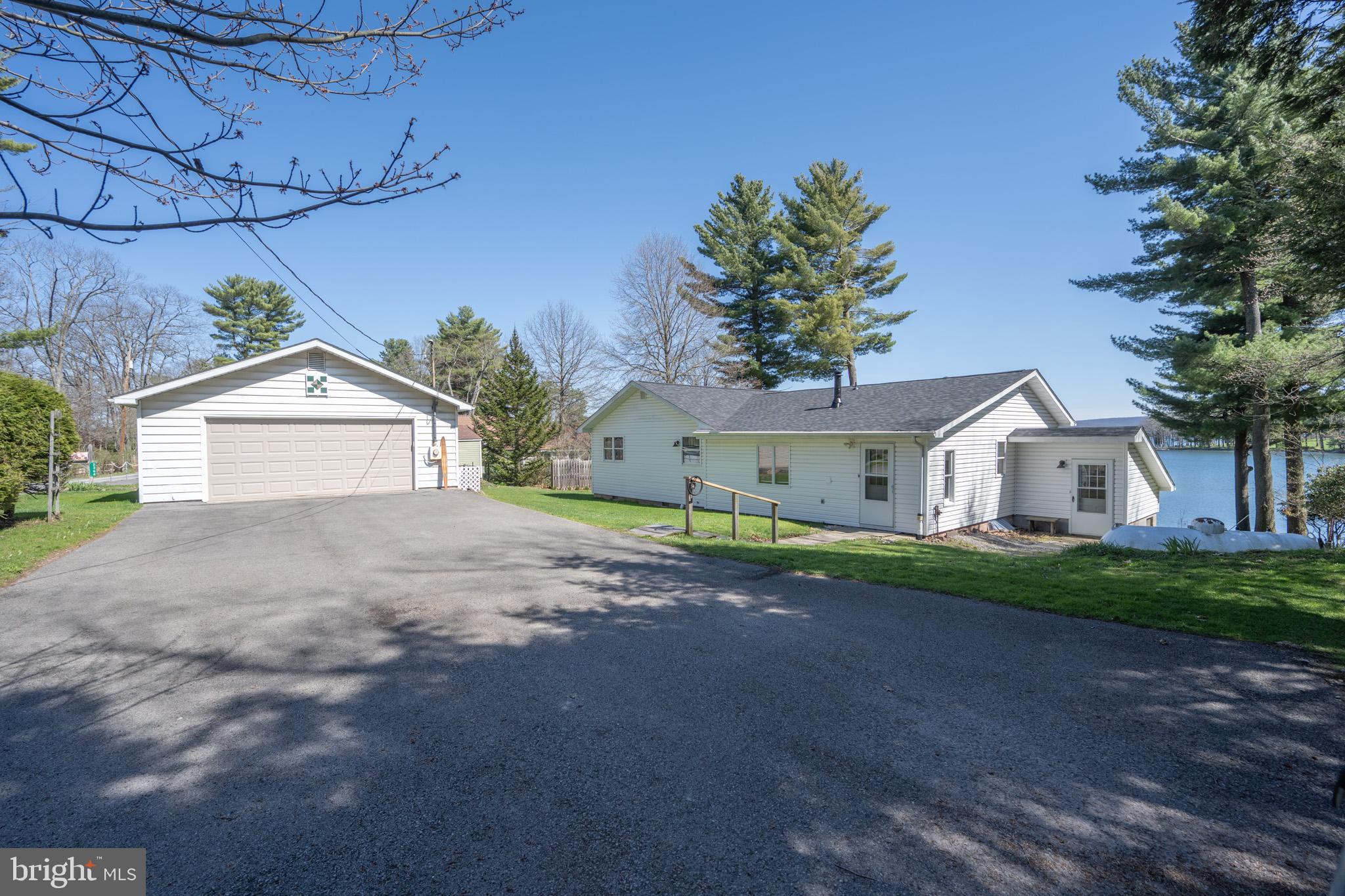 2332 Paradise Point Road Oakland, MD 21550 - Photo 15 of 74 Gallery Image 15