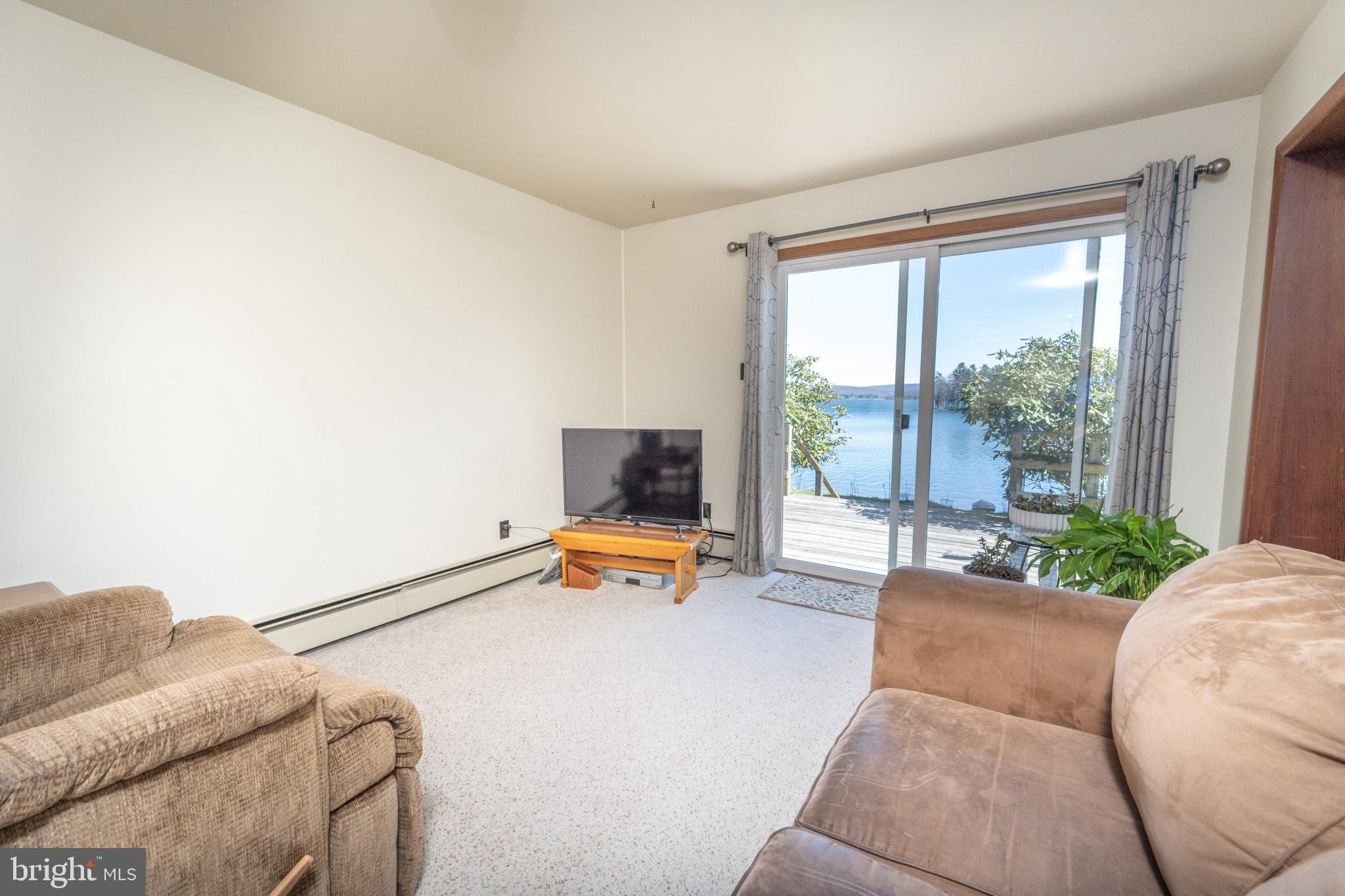 2332 Paradise Point Road Oakland, MD 21550 - Photo 36 of 74 Gallery Image 36