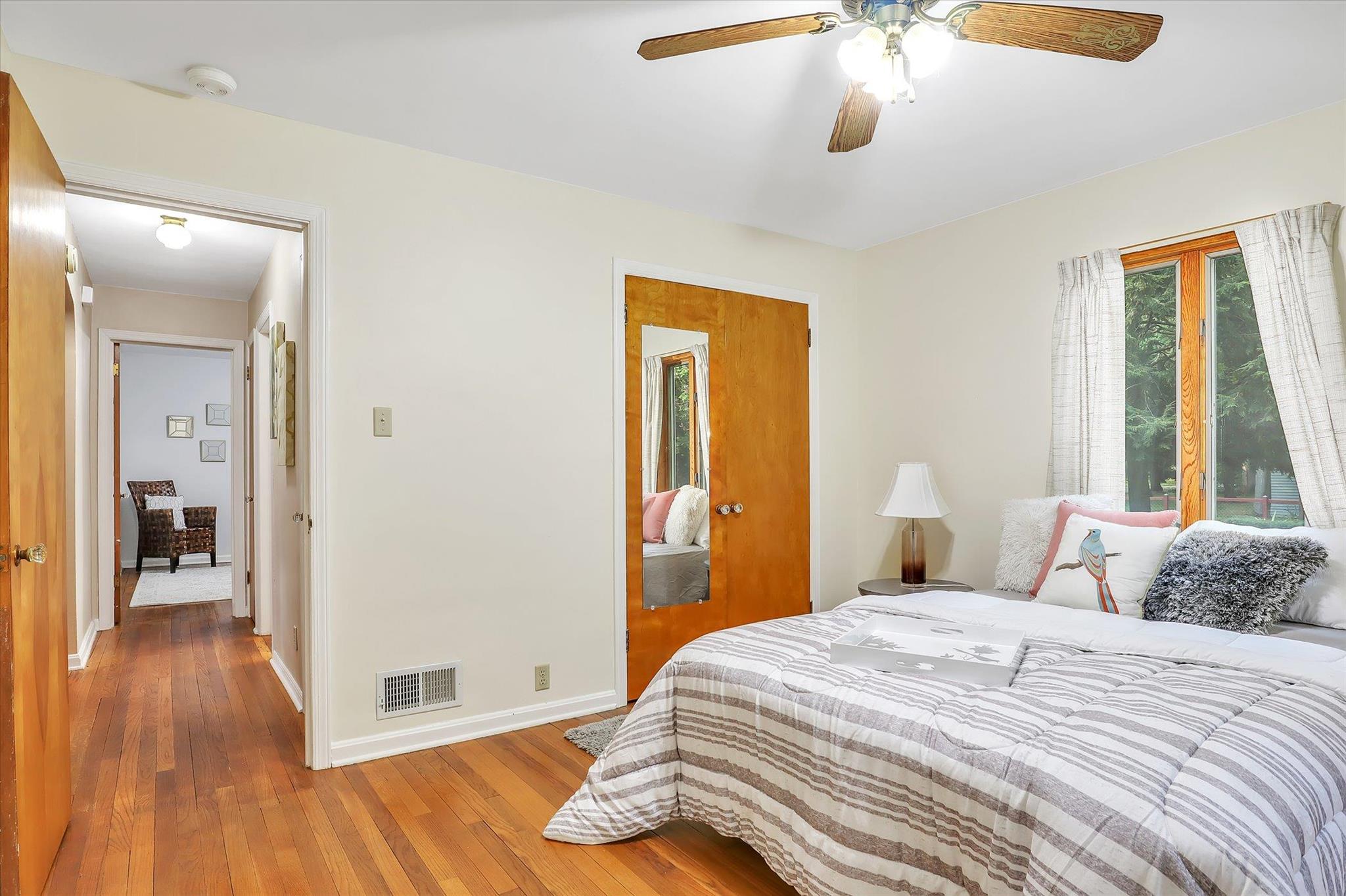 16675 Cleveland Road Granger, IN 46530 - Photo 20 of 36 Gallery Image 20