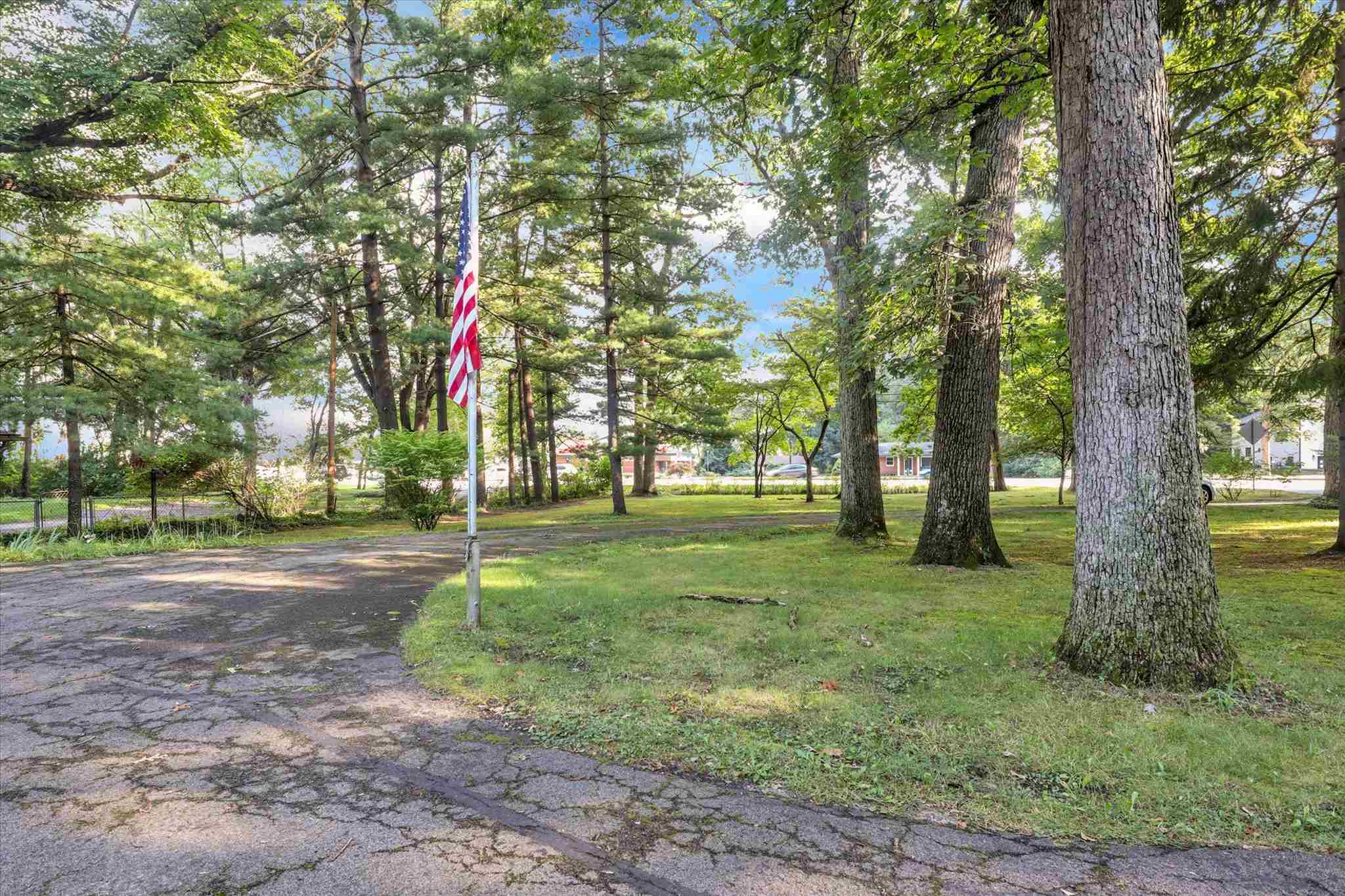 16675 Cleveland Road Granger, IN 46530 - Photo 33 of 36 Gallery Image 33