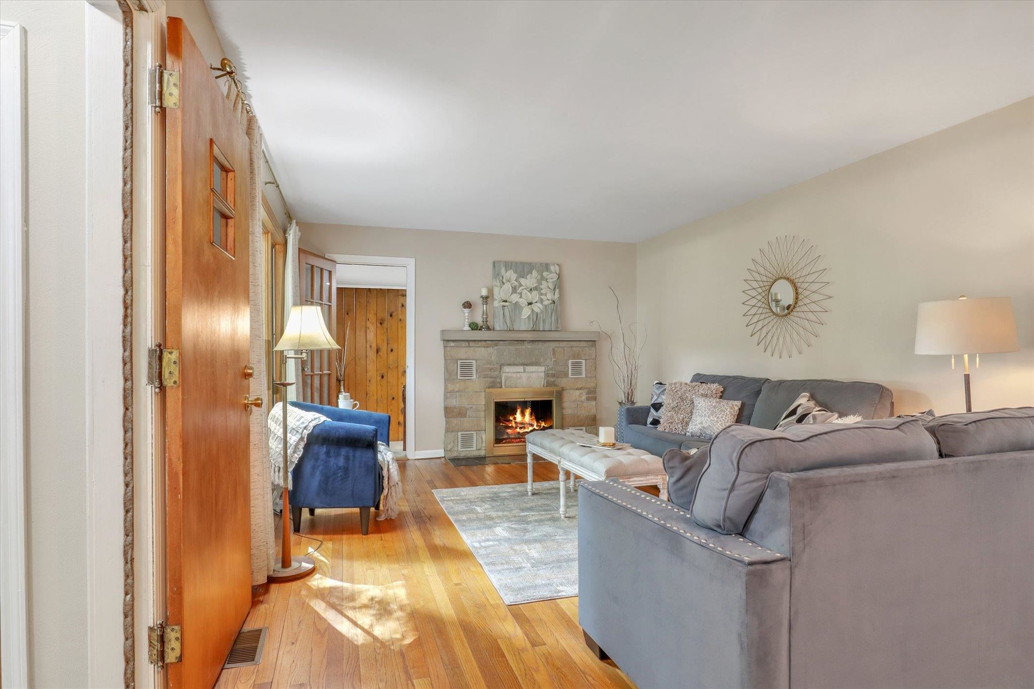 16675 Cleveland Road Granger, IN 46530 - Photo 5 of 36 Gallery Image 5