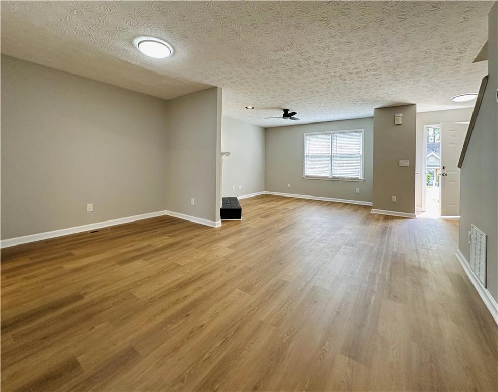 1016 Kennesborough Road Northwest Kennesaw, GA 30144 - Photo 12 of 35