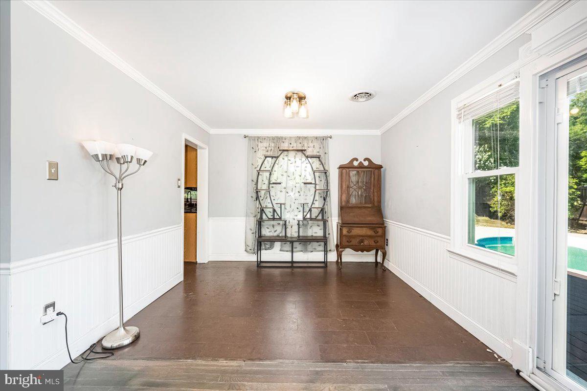 5968 Grove Hill Road Frederick, MD 21703 - Photo 7 of 43 Dining Room