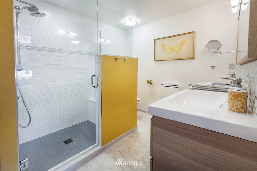 1527 West Beach Road Oak Harbor, WA 98277 - Photo 13 of 25 Gallery Image 13