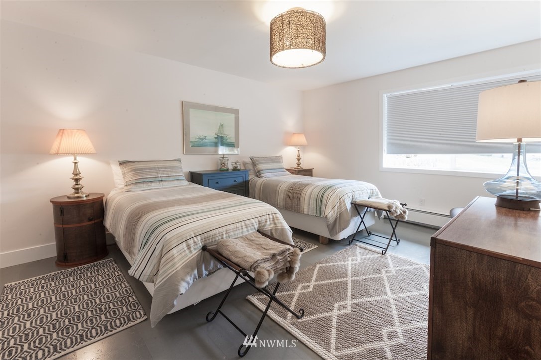 1527 West Beach Road Oak Harbor, WA 98277 - Photo 18 of 25 Gallery Image 18