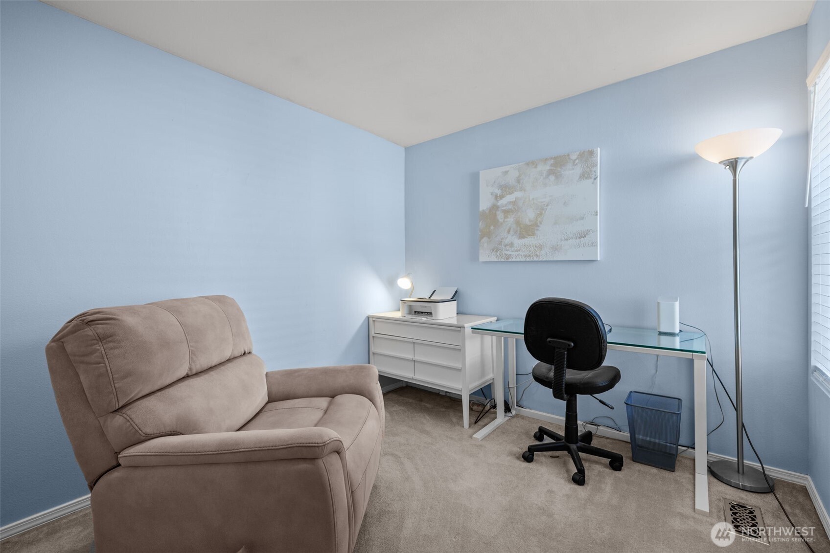 5021 South 232nd Street, Unit 75 Kent, WA 98032 - Photo 29 of 40 a work room with furniture and a window