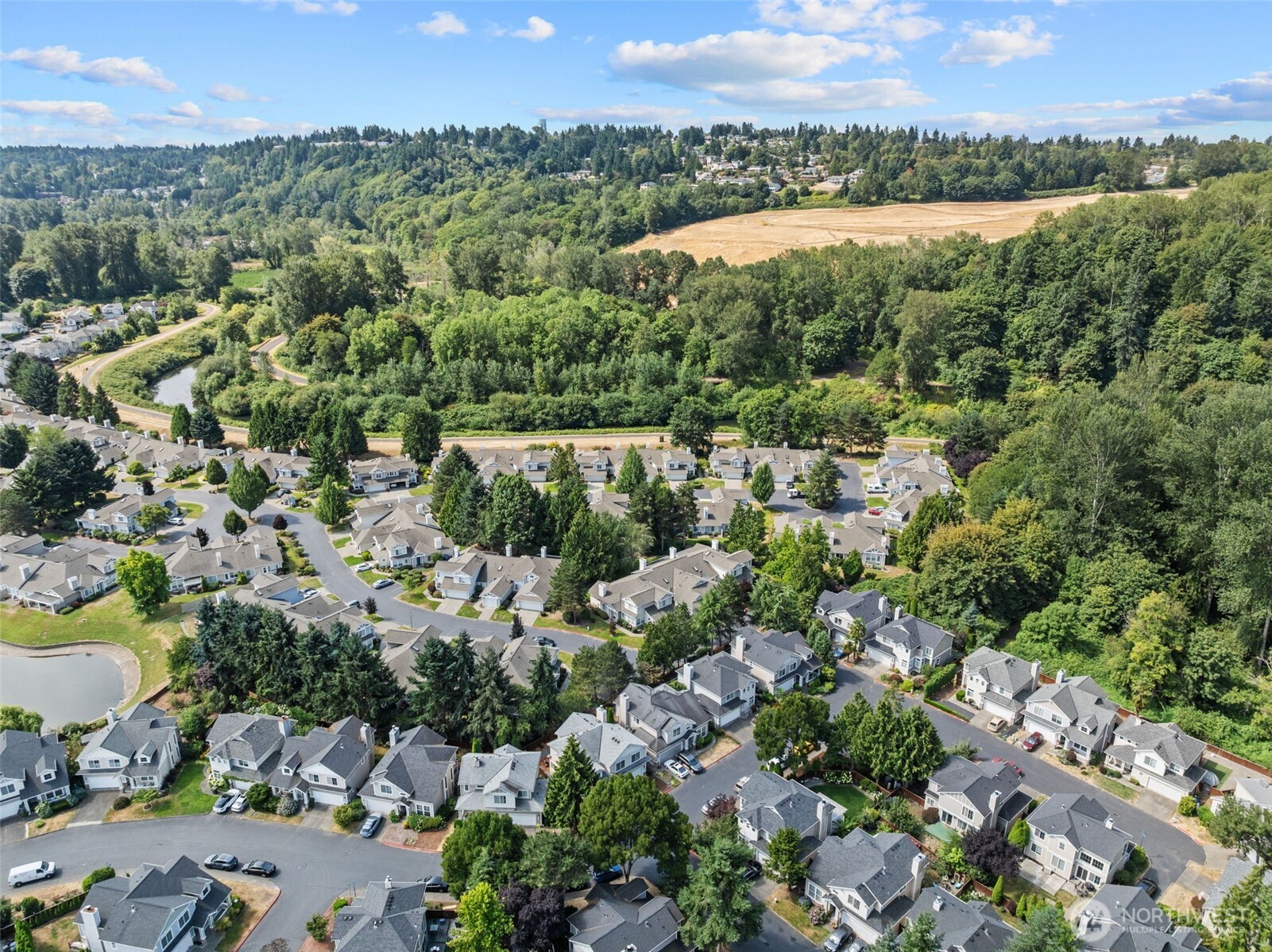 5021 South 232nd Street, Unit 75 Kent, WA 98032 - Photo 39 of 40 a view of a city and mountains