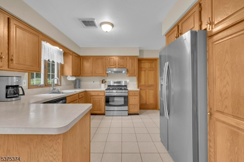 168 Little Philadelphia Road Washington, NJ 07882 - Photo 14 of 45 Gallery Image 14