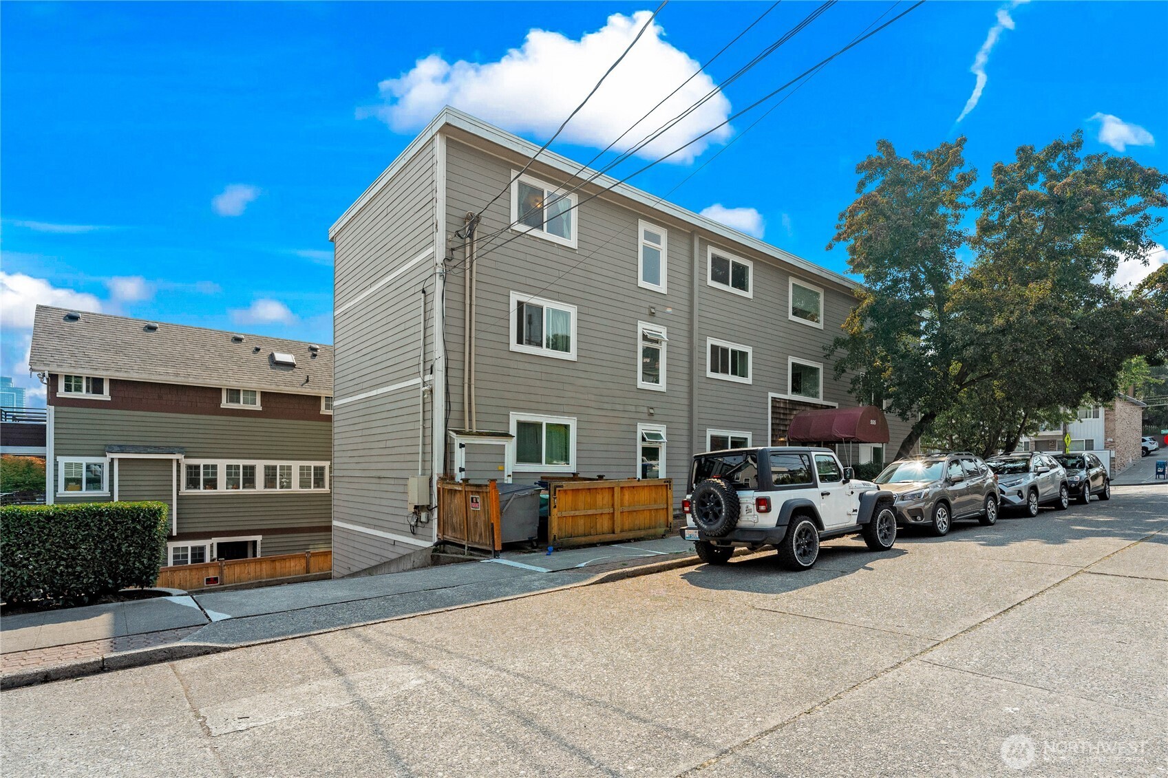 555 Prospect Street, Unit 1 Seattle, WA 98109 - Photo 25 of 27 Gallery Image 25