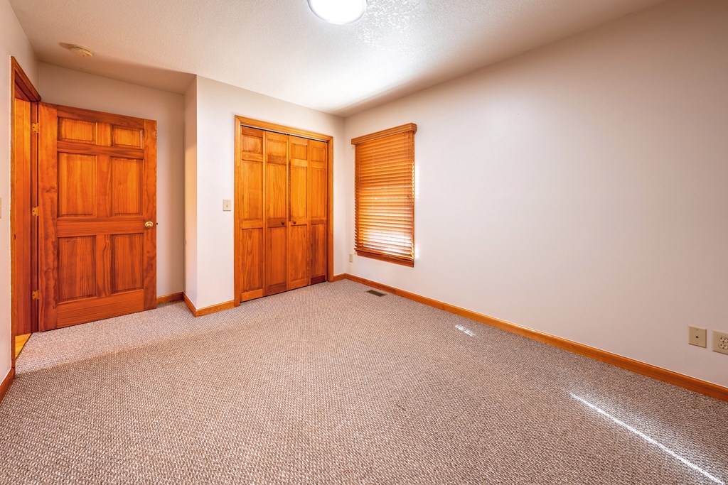 314 Ruby Ridge Young Harris, GA 30582 - Photo 16 of 39 an empty room with windows