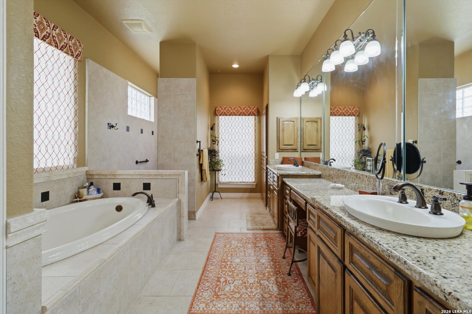 8123 Wild Wind Garden Ridge, TX 78266 - Photo 18 of 32