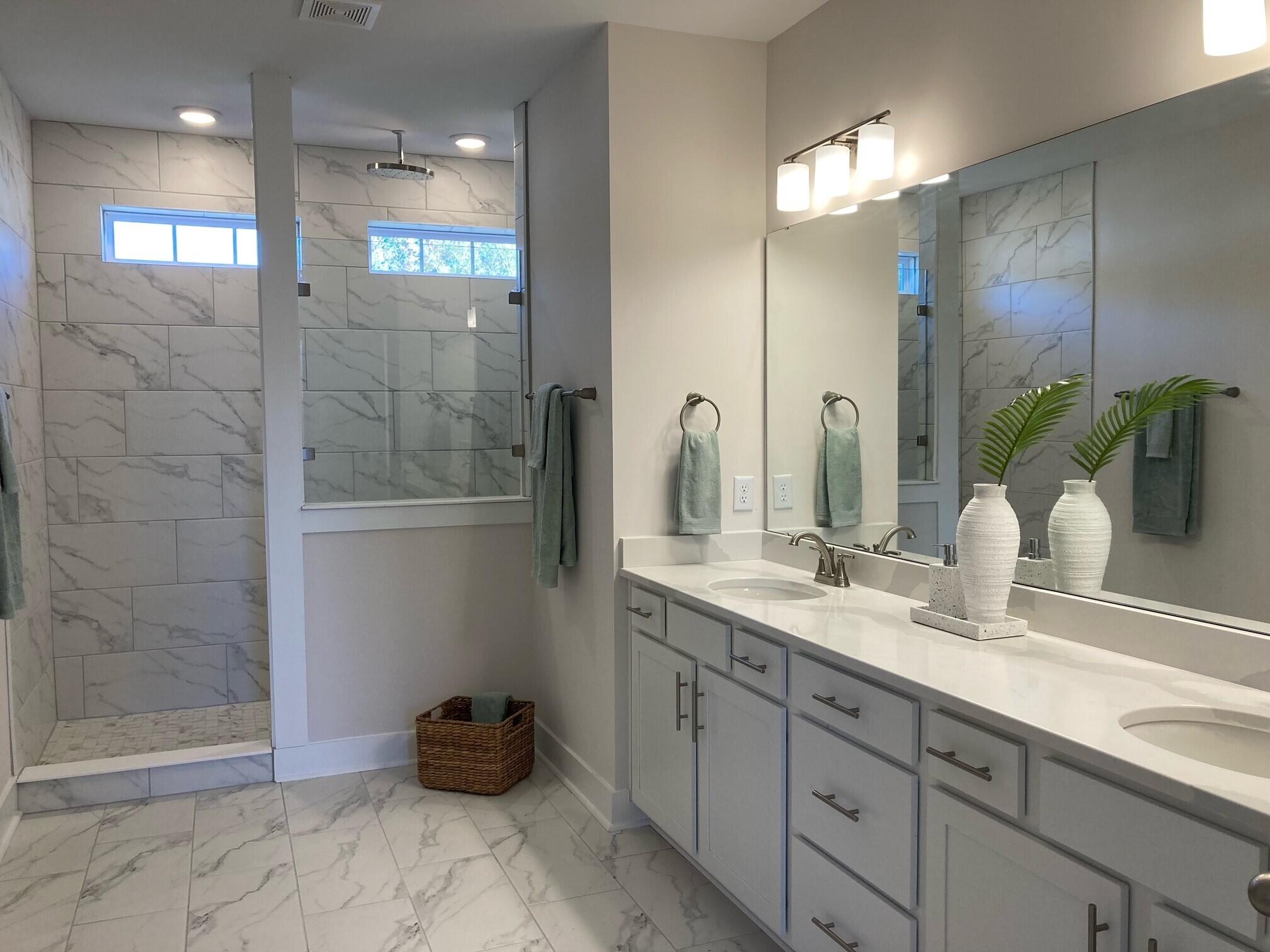 1712 Rainey Road Mount Pleasant, SC 29466 - Photo 8 of 12 Owner's Bath