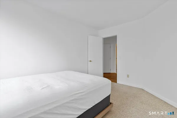 $2,400 | 13 Harbour Close, Unit 13, New Haven, CT 06519