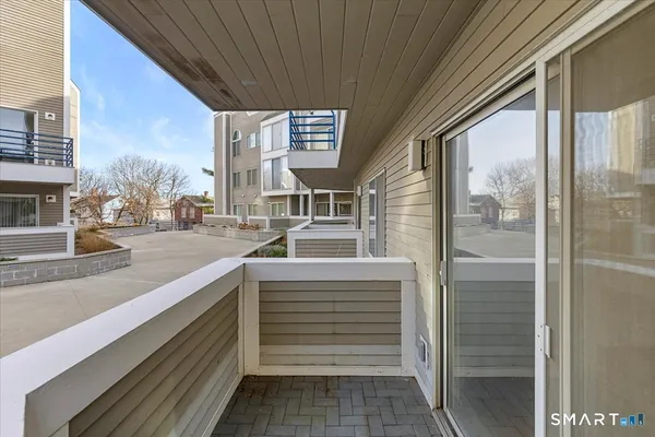$2,400 | 13 Harbour Close, Unit 13, New Haven, CT 06519