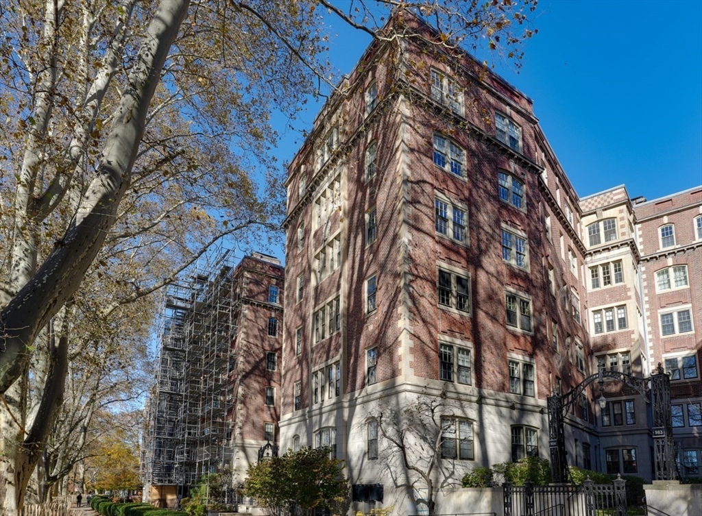 983 Memorial Drive, Unit 502 Cambridge, MA 02138 - Photo 30 of 33 a view of a building