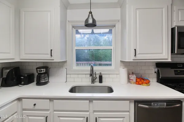 $217,500 | 1611 Kent Avenue, Jackson, MS 39211