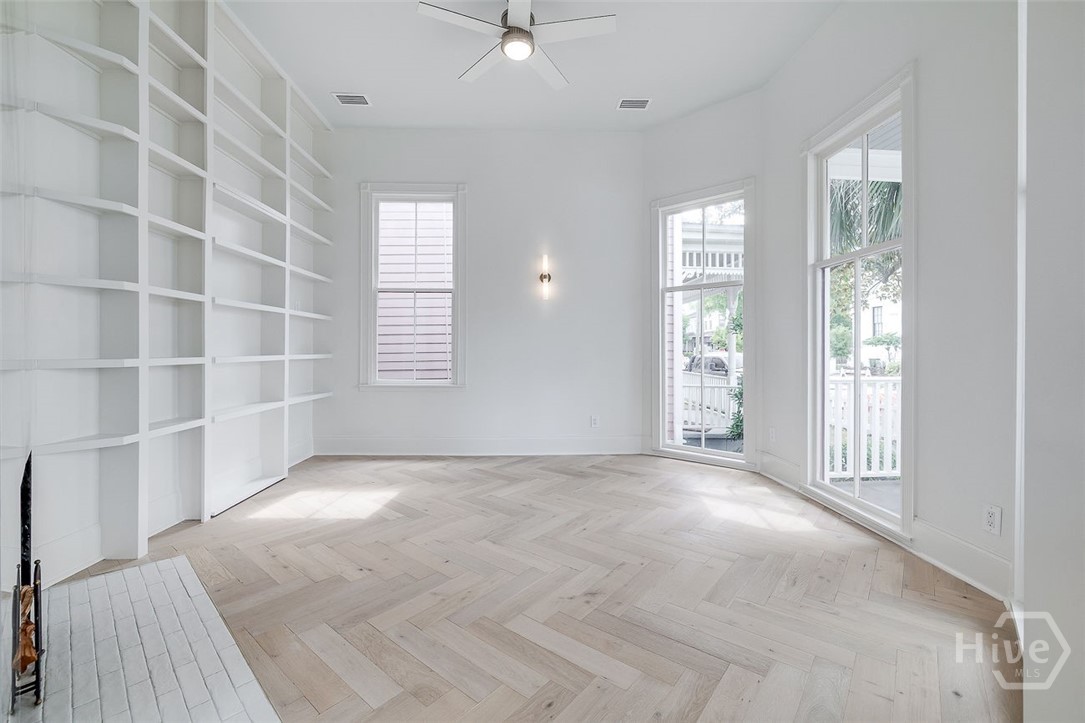 316 West 38th Street Savannah, GA 31401 - Photo 29 of 50