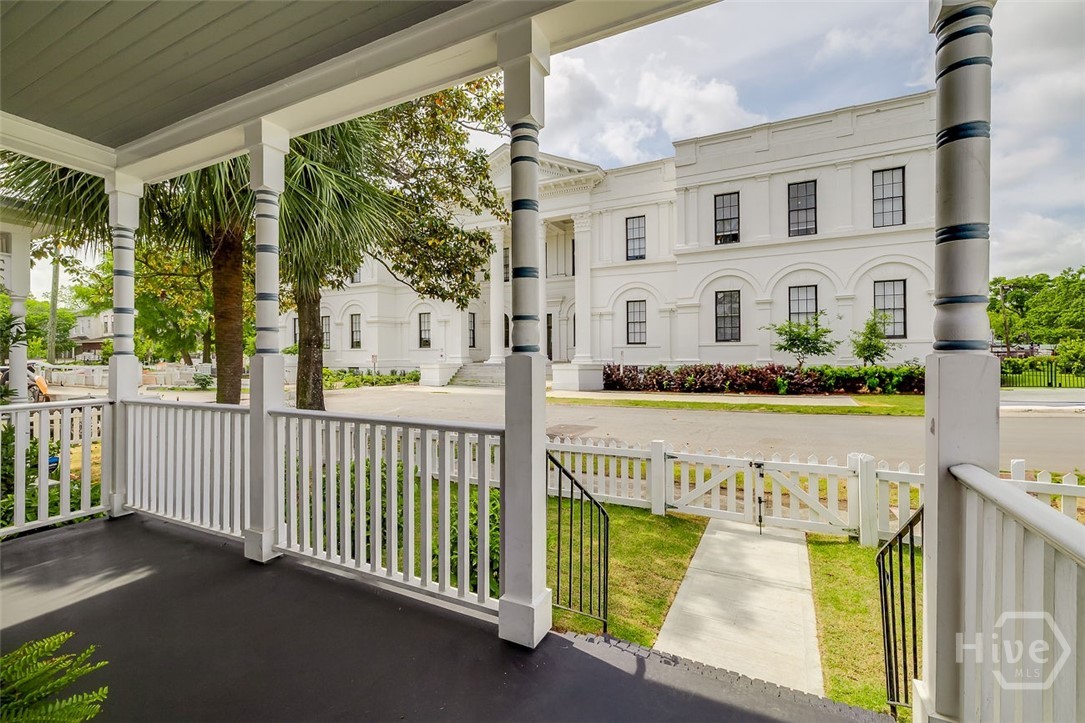 316 West 38th Street Savannah, GA 31401 - Photo 7 of 50