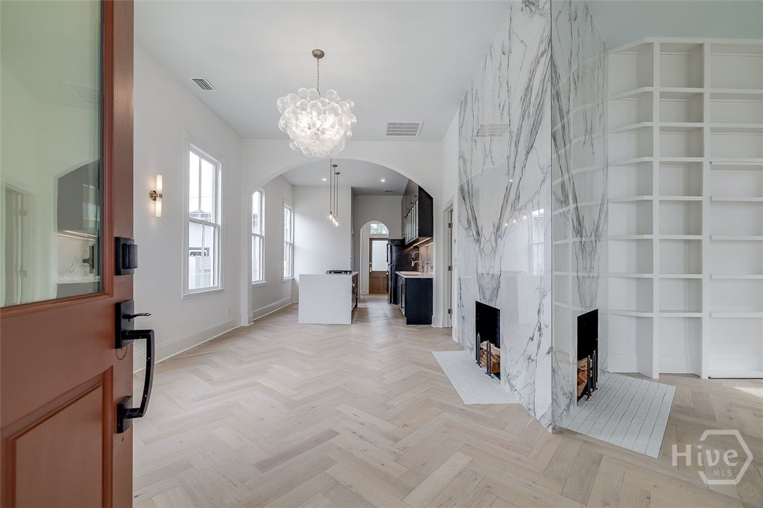 316 West 38th Street Savannah, GA 31401 - Photo 10 of 50