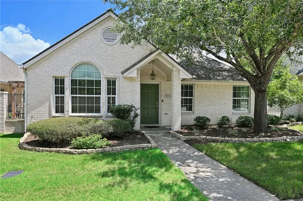 $425,000 | 5014 Spearman Drive, College Station, TX 77845