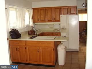 53 Firtree Road Levittown, PA 19056 - Photo 5 of 6 Gallery Image 5
