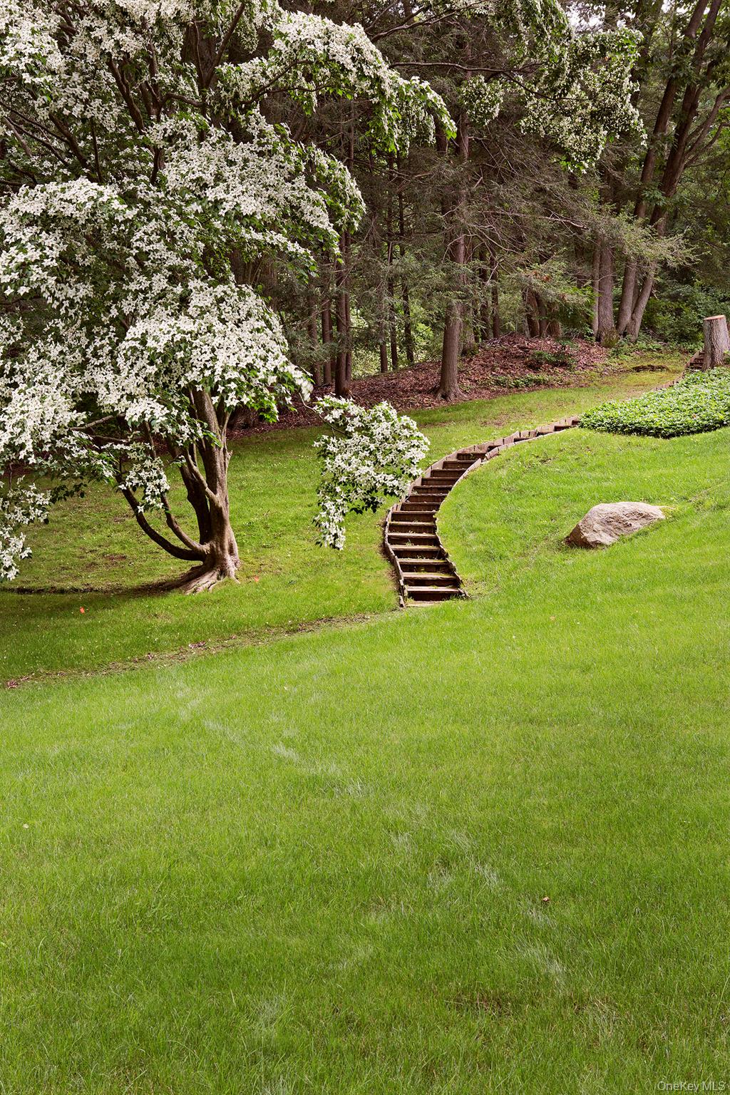 269 Stone Hill Road Pound Ridge, NY 10576 - Photo 38 of 46