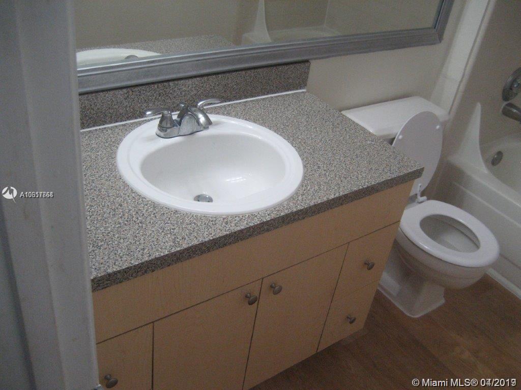 4261 West McNab Road, Unit 33 Pompano Beach, FL 33069 - Photo 10 of 22 Gallery Image 10