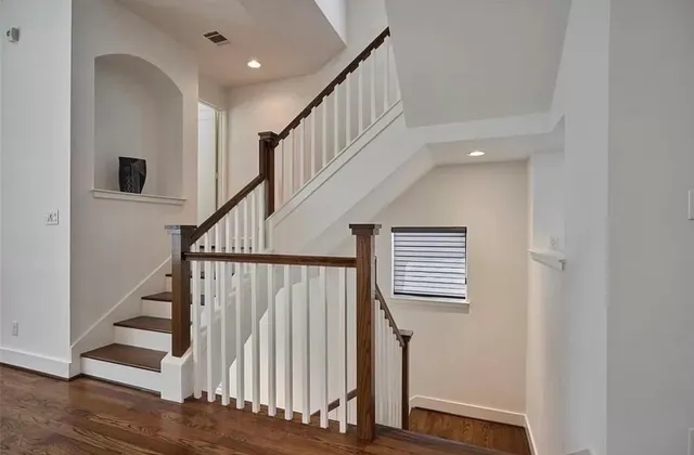 a view of entryway with wooden floor