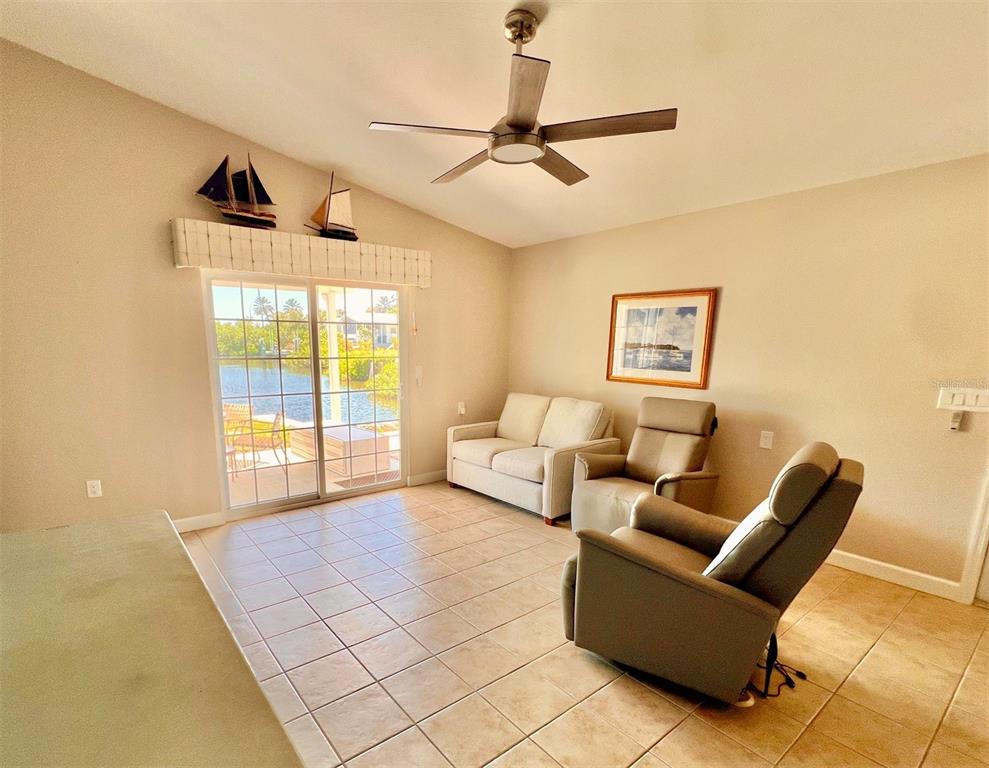 47 Hatchett Creek Road Venice, FL 34285 - Photo 5 of 40 Gallery Image 5